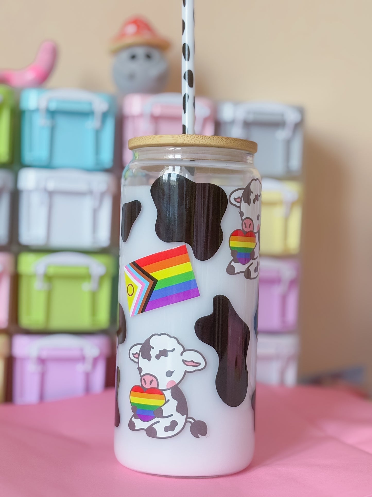 Pride cows glass milkglobe