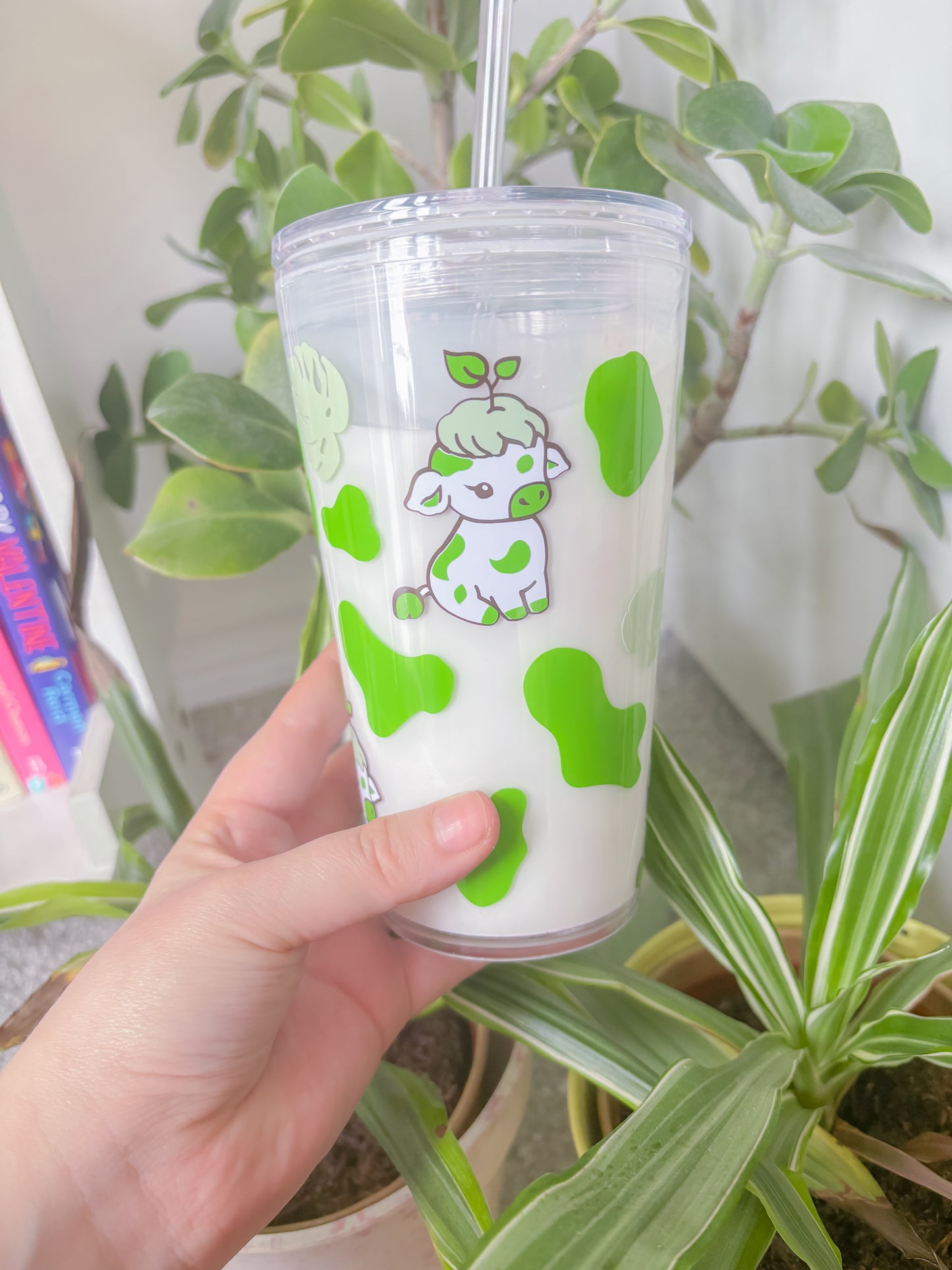 Small cow milkglobe tumbler