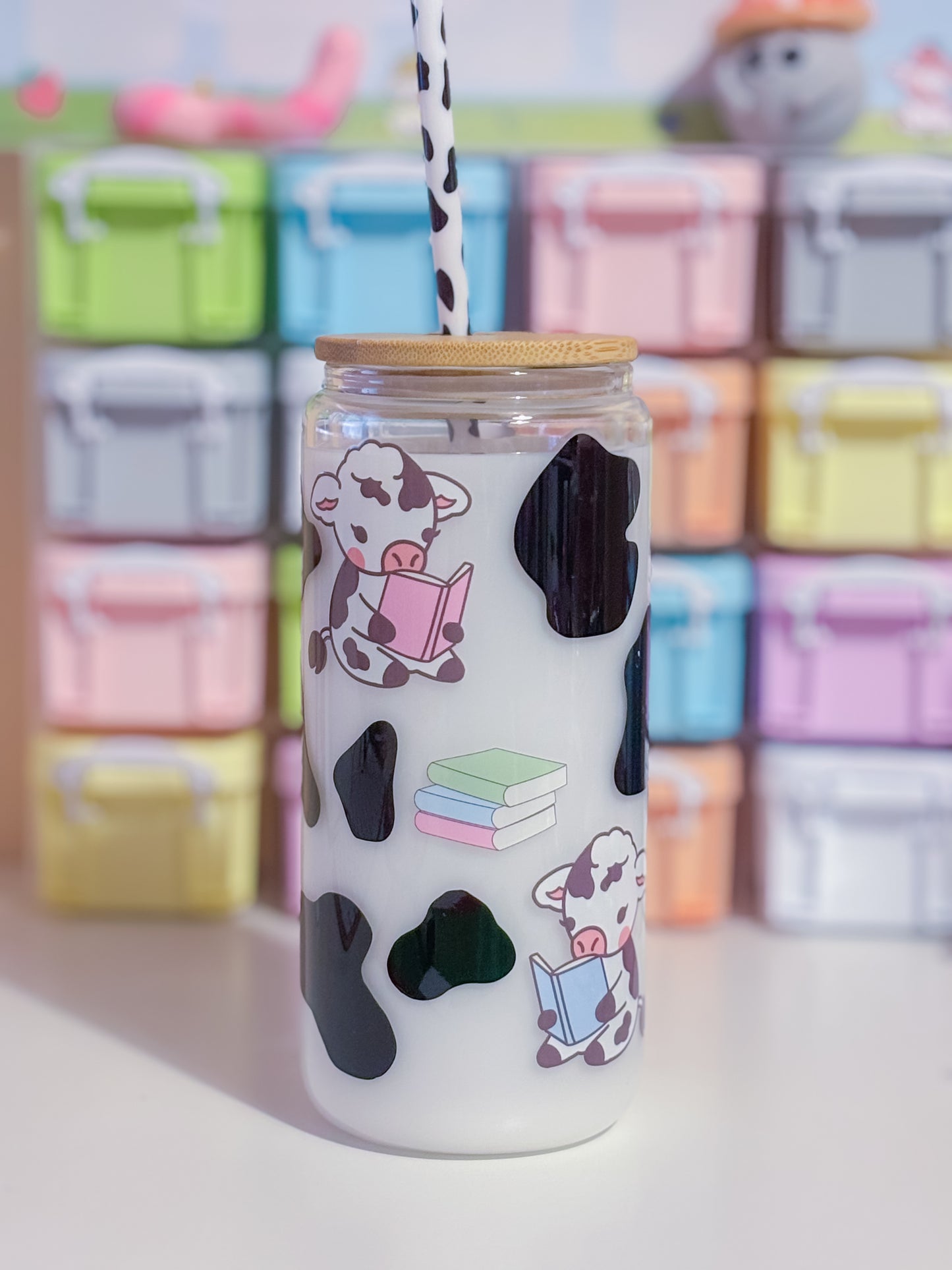 Bookish cow milkglobe