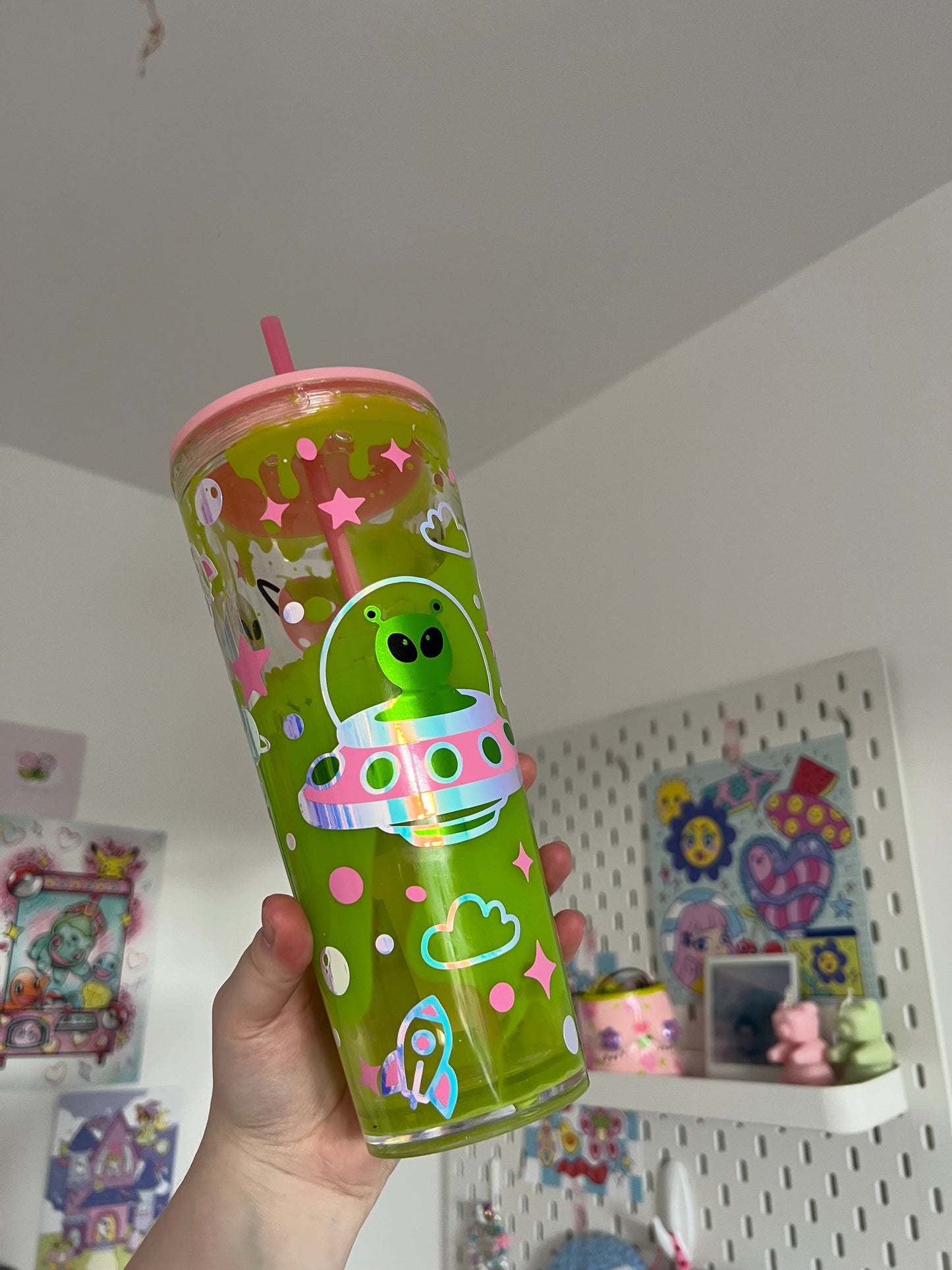 Alien drip tumbler