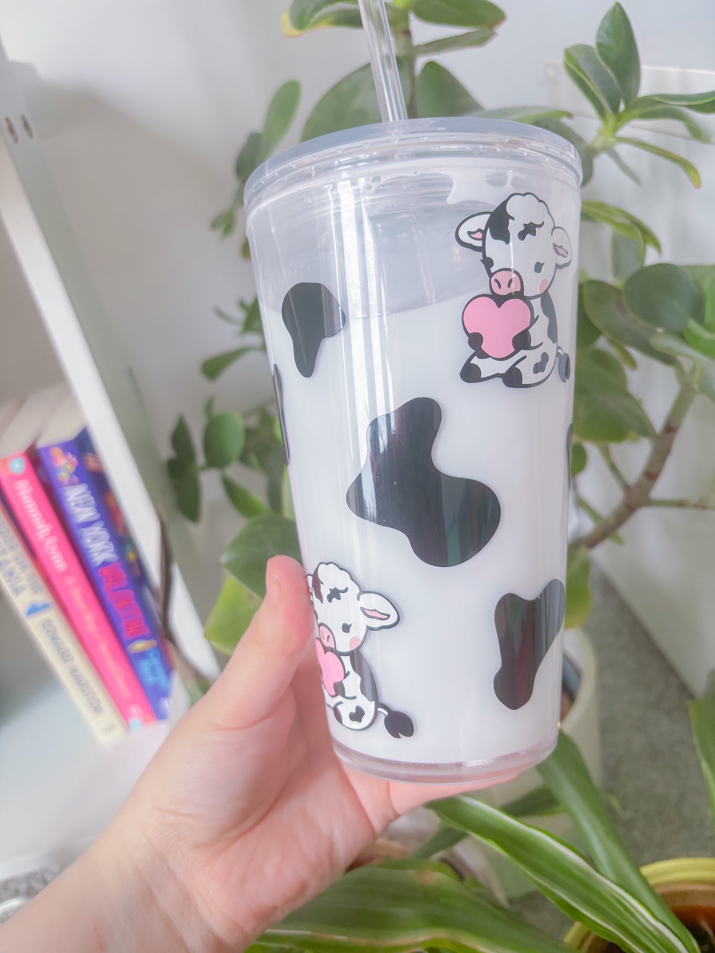Small cow milkglobe tumbler