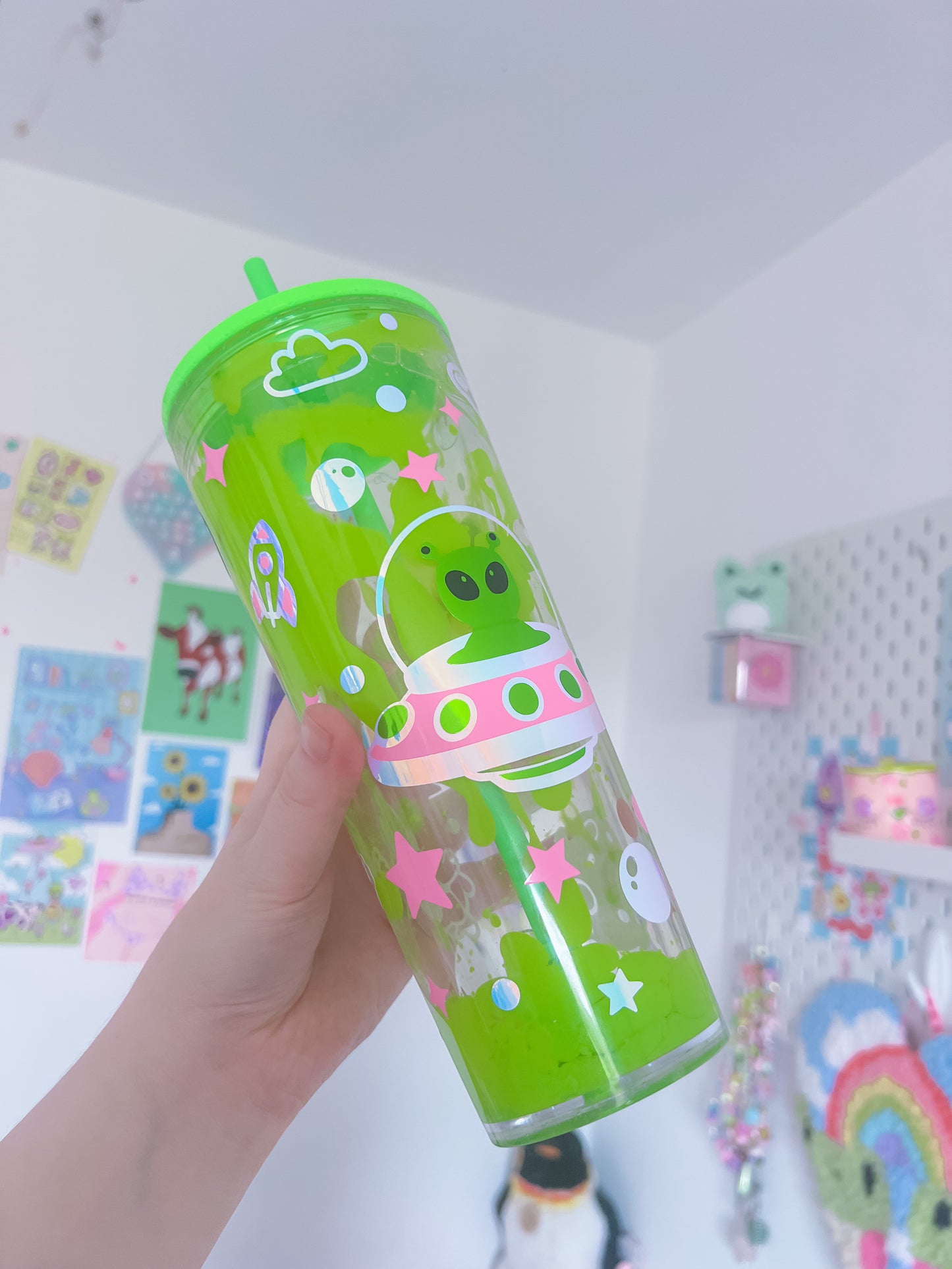 Alien drip tumbler