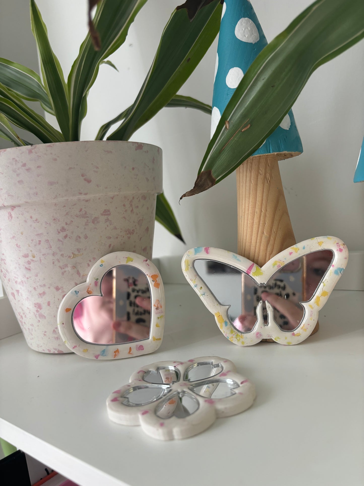 Terazzo compact mirror
