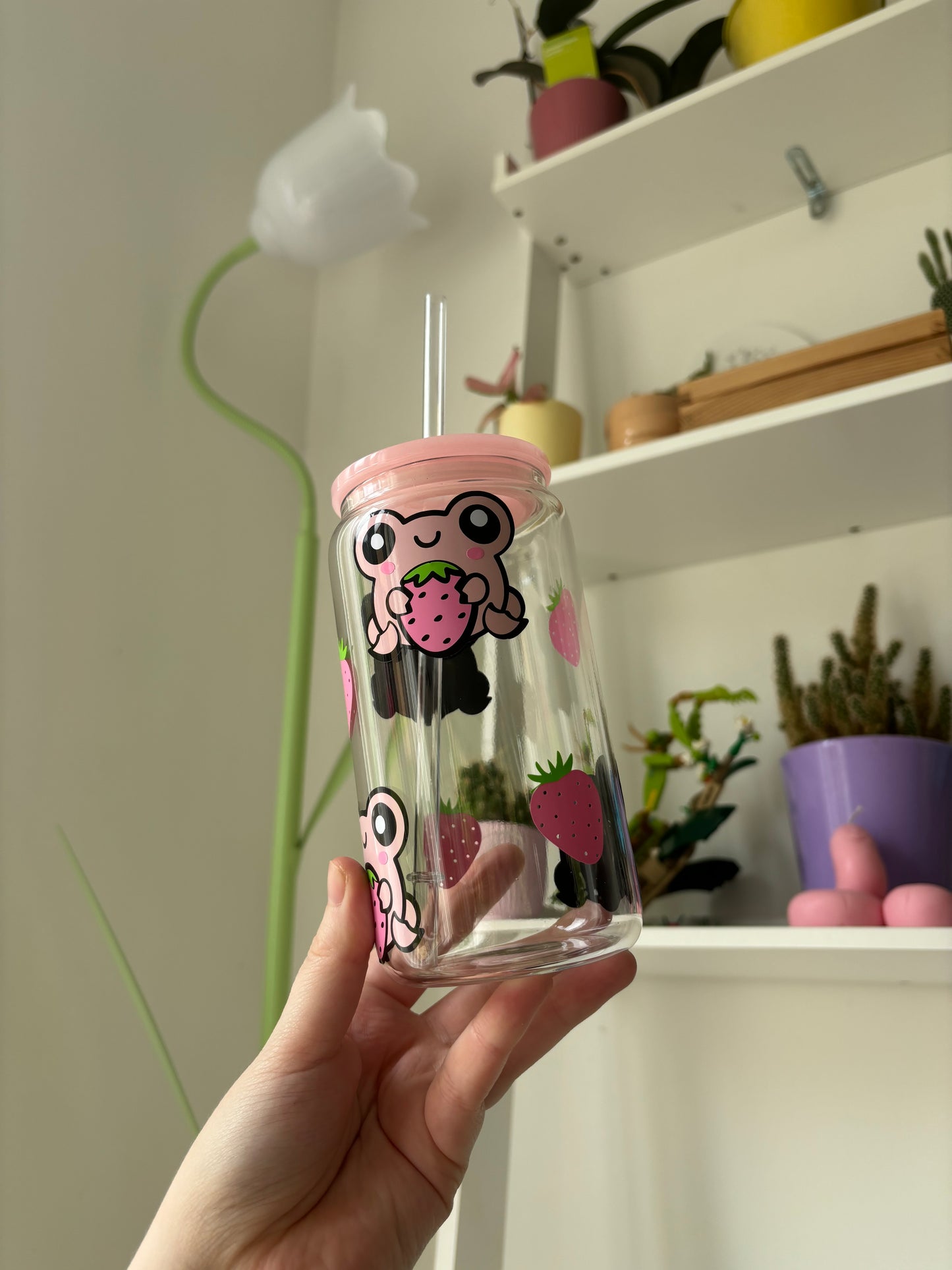16oz strawberry frog Libbey glass can