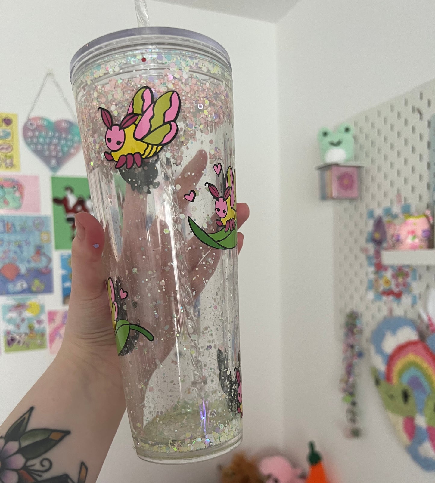 Maple moth snowglobe tumbler