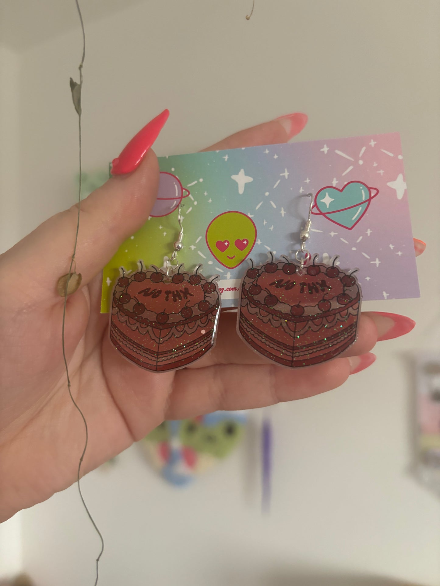 No thx retro cake earrings